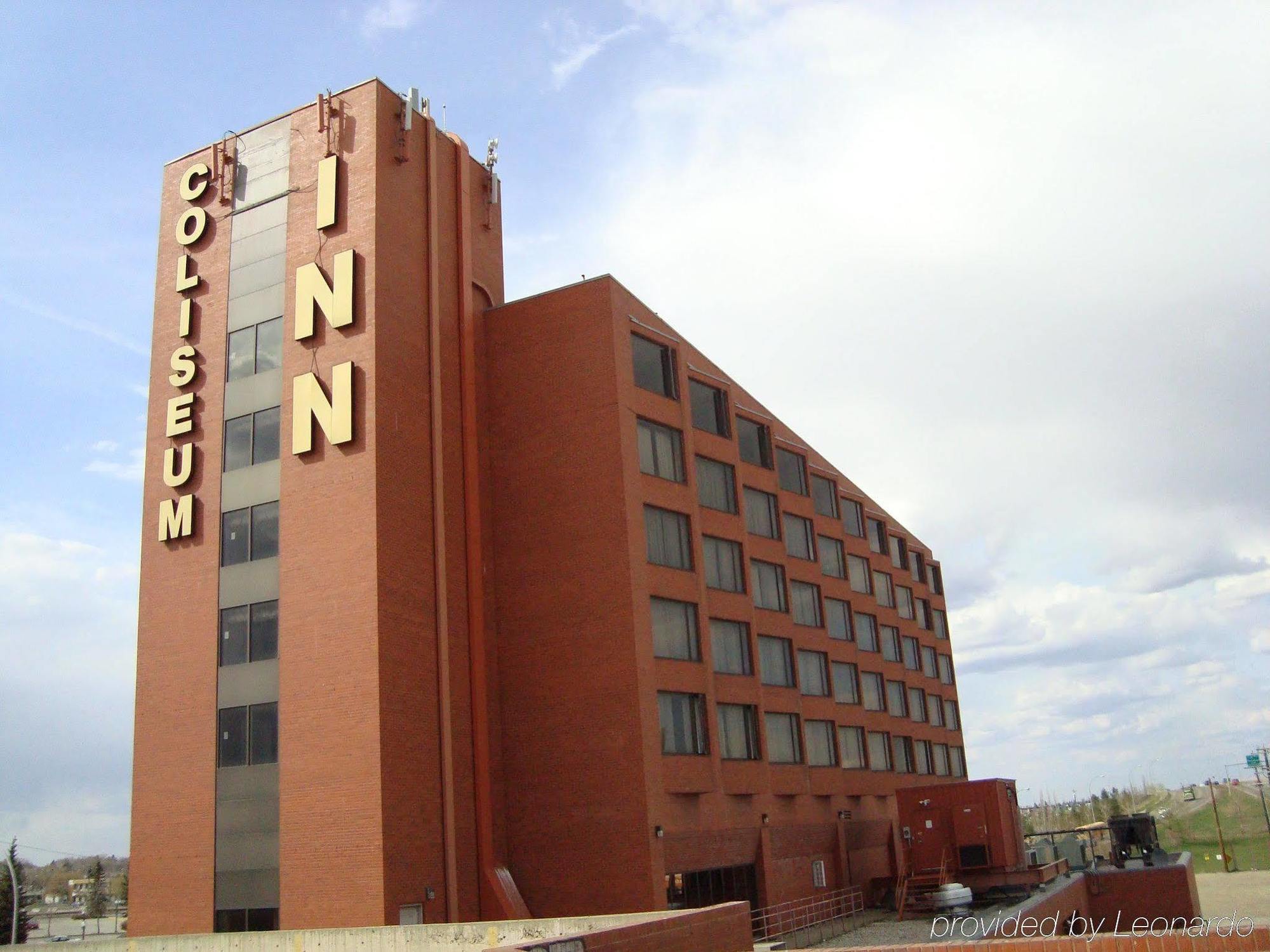 Coliseum Inn Едмънтън Екстериор снимка
