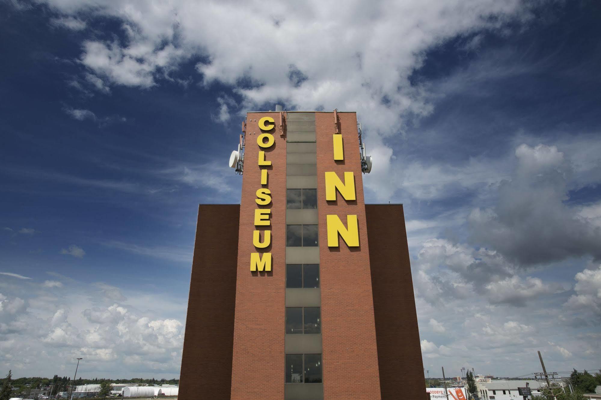 Coliseum Inn Едмънтън Екстериор снимка